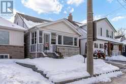 527 SAMMON AVENUE Toronto