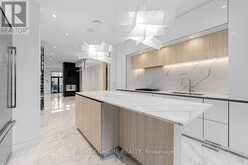 677 HURON STREET Toronto