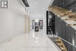 677 HURON STREET Toronto