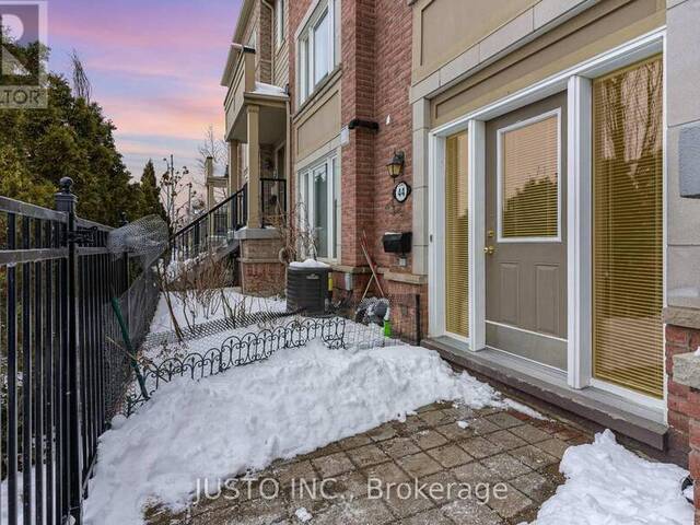 44 - 4985 SOUTHAMPTON DRIVE Mississauga Ontario