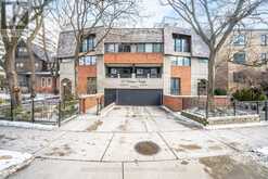 8 - 31 WALMER ROAD Toronto