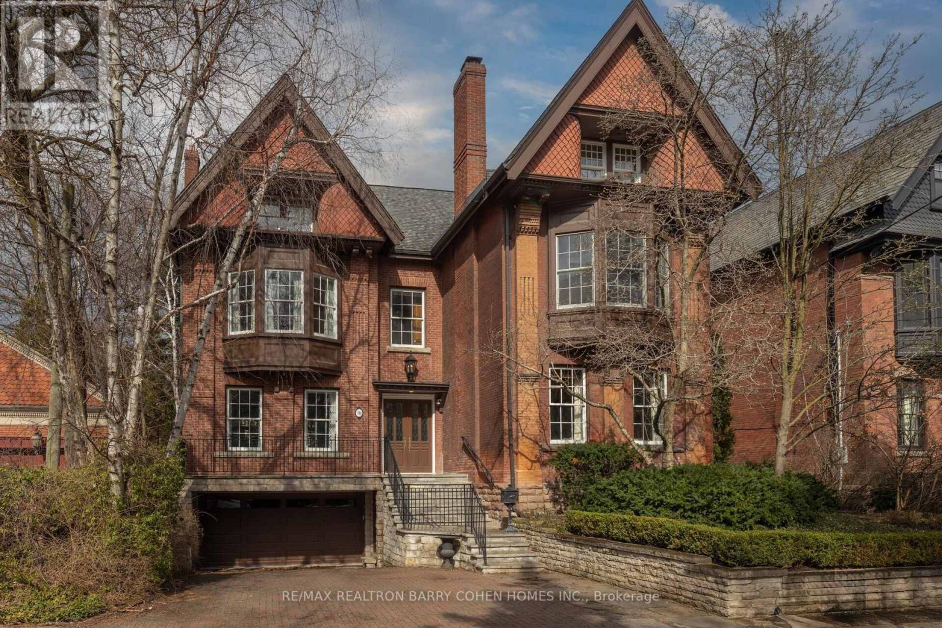 10 PINE HILL ROAD Toronto