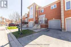 4 - 80 MCCALLUM DRIVE Richmond Hill