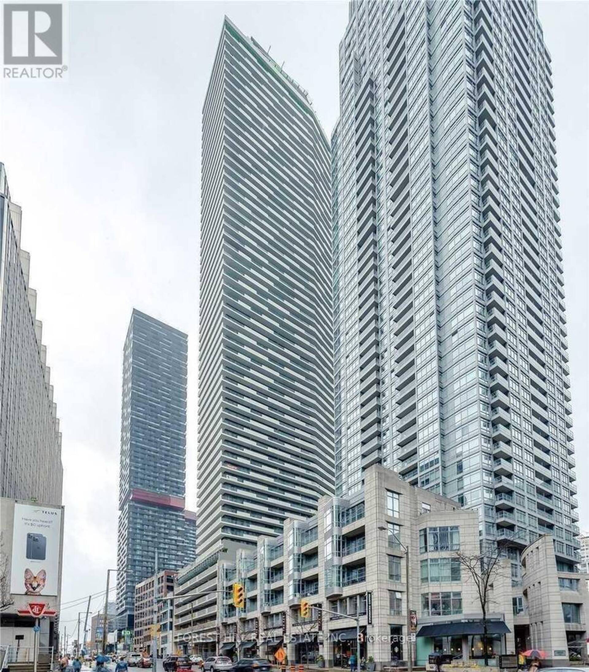 4311 - 2221 YONGE STREET Toronto