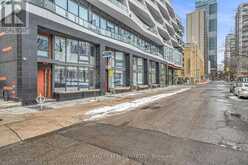 TH5 - 85 WOOD STREET Toronto