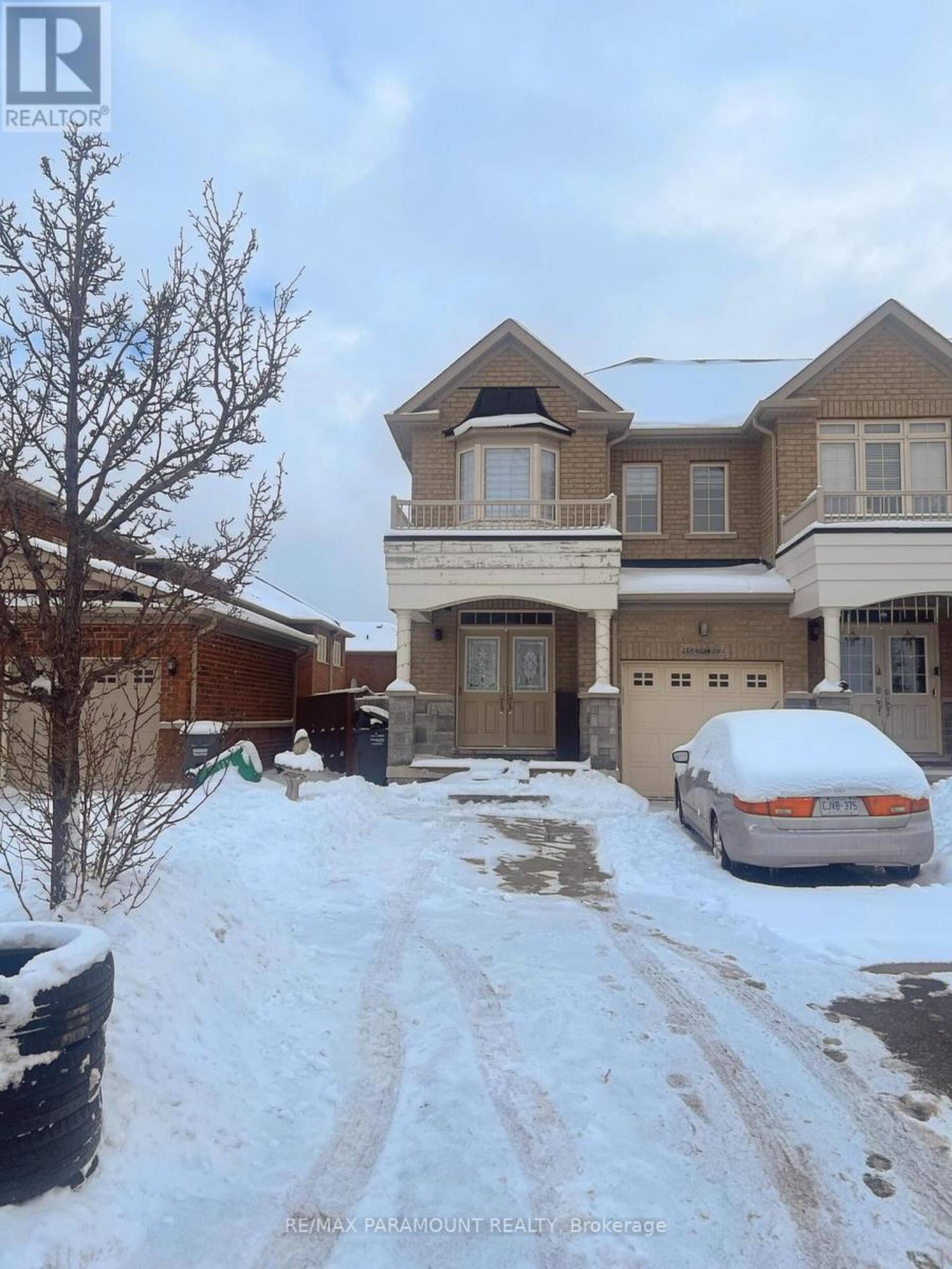 49 PENDULUM CIRCLE Brampton