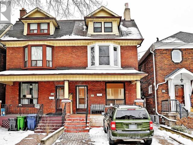 39 LINDSEY AVENUE Toronto Ontario