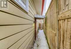 131 HILLBROOK CRESCENT Kitchener