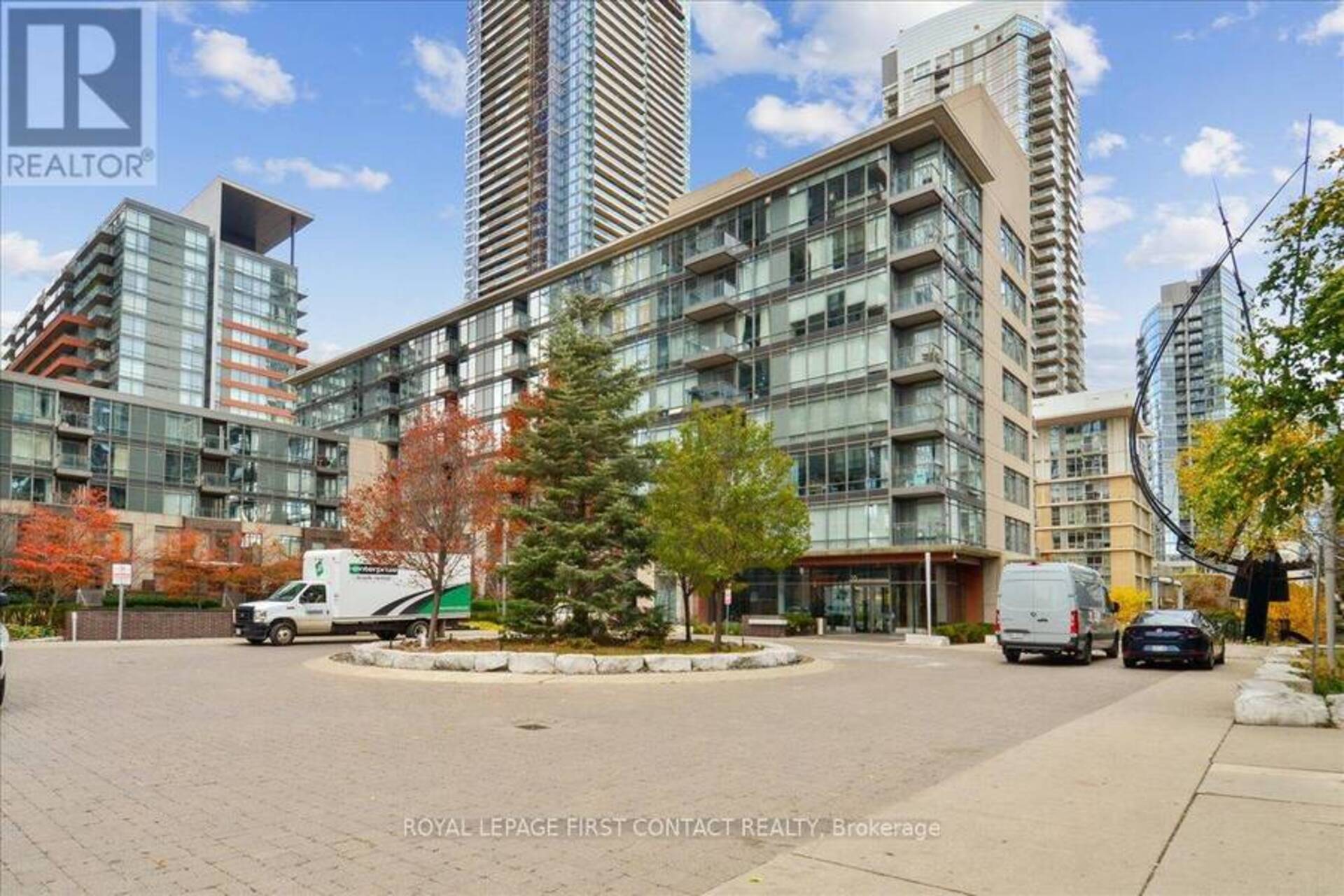 201 - 15 BRUNEL COURT Toronto