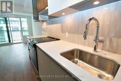 822 - 395 DUNDAS STREET W Oakville