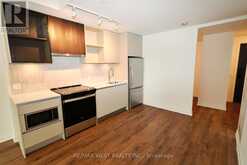 822 - 395 DUNDAS STREET W Oakville