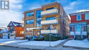 6 - 554 HARVIE AVENUE Toronto