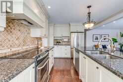 1128 LANSDOWN DRIVE Oakville