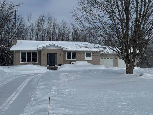 763 - MAIN LEVEL PENETANGUISHENE ROAD Barrie Ontario