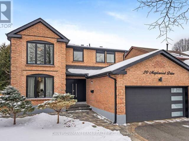 20 MAPLEWOOD DRIVE Whitby Ontario