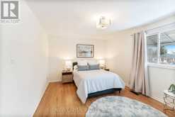 16 WOOSTER WOOD Toronto