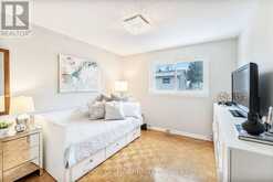 16 WOOSTER WOOD Toronto