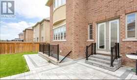 9 BEDOUIN CRESCENT Brampton