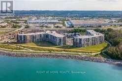 206 - 125 SHOREVIEW PLACE Hamilton