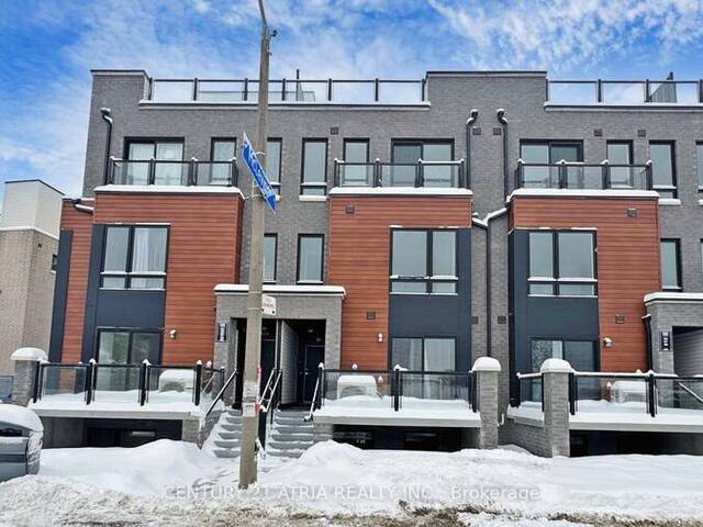 32 - 165 TAPSCOTT ROAD Toronto Ontario