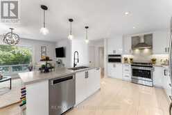 1 HILLAVON DRIVE Toronto