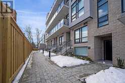 40 - 851 SHEPPARD AVENUE W Toronto