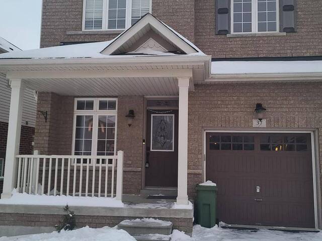 37 SADIELOU BOULEVARD Hamilton Ontario