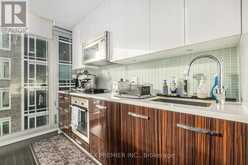 1111 - 111 CHAMPAGNE AVENUE S Ottawa