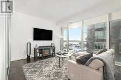 1111 - 111 CHAMPAGNE AVENUE S Ottawa