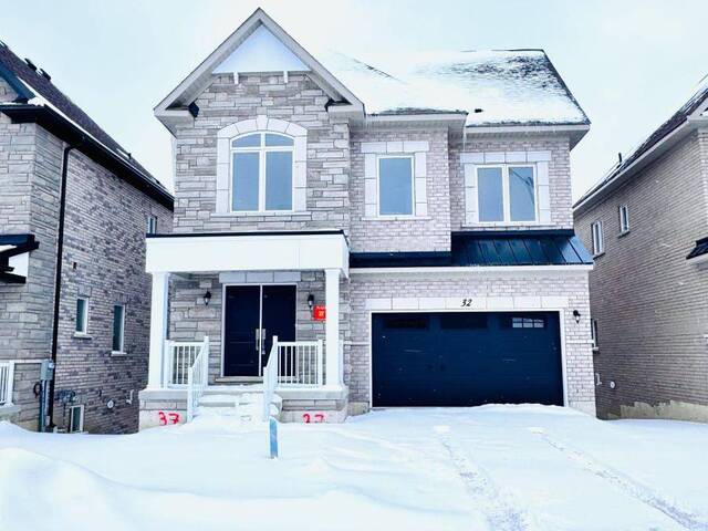 32 MAPLETON STREET Richmond Hill Ontario