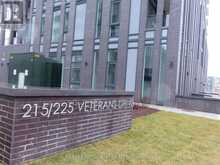 204 - 215 VETERANS DRIVE Brampton