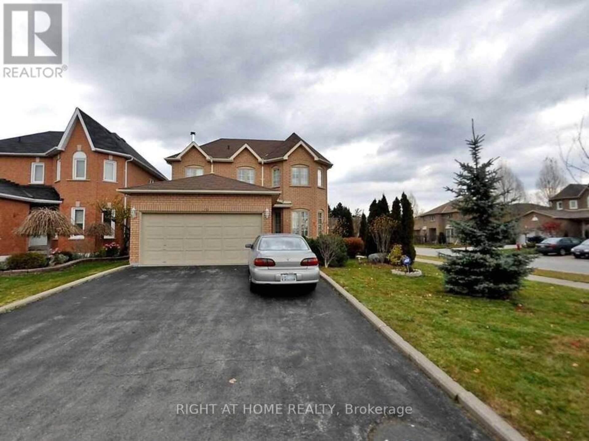 120 SQUIRE DRIVE Richmond Hill