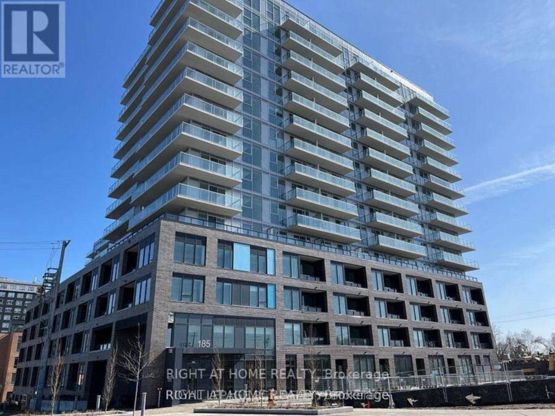 309 - 185 DEERFIELD ROAD E Newmarket