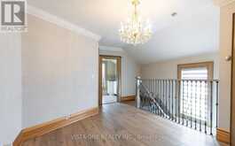 10449 ISLINGTON- 2ND FLOOR AVENUE Vaughan