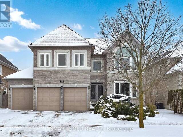 31 BLACK WALNUT CRESCENT Richmond Hill Ontario