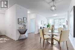 402 - 38 FOREST MANOR ROAD Toronto