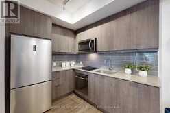 402 - 38 FOREST MANOR ROAD Toronto