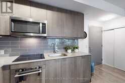 402 - 38 FOREST MANOR ROAD Toronto