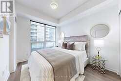 402 - 38 FOREST MANOR ROAD Toronto