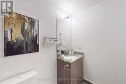 402 - 38 FOREST MANOR ROAD Toronto