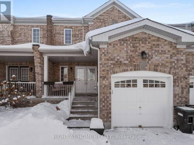 92 STONEMOUNT CRESCENT Essa Ontario