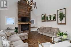 28 THOROUGHBRED DRIVE Oro-Medonte