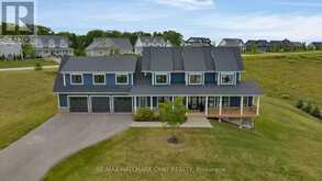 28 THOROUGHBRED DRIVE Oro-Medonte