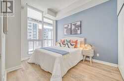 317 - 32 FOREST MANOR ROAD Toronto