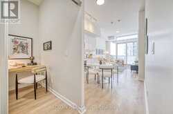 317 - 32 FOREST MANOR ROAD Toronto