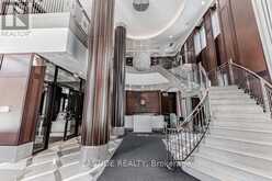 303 - 68 YORKVILLE AVENUE Toronto