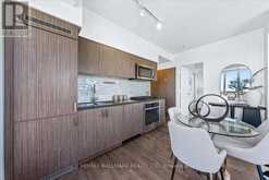 1811 - 501 ST CLAIR AVENUE W Toronto