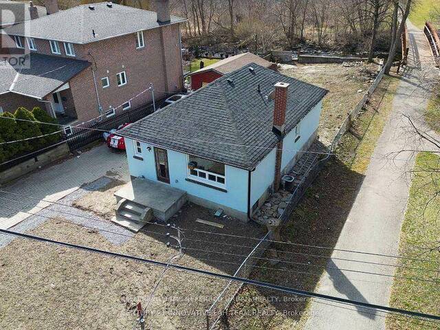 26 BONNYVIEW DRIVE Toronto Ontario