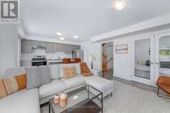 5 SILO MEWS Barrie