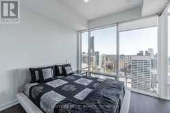 2507 - 488 UNIVERSITY AVENUE Toronto